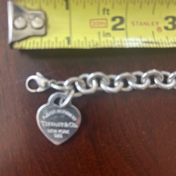 Return to Tiffany® Heart Tag Charm Bracelet - Picture 7 of 8